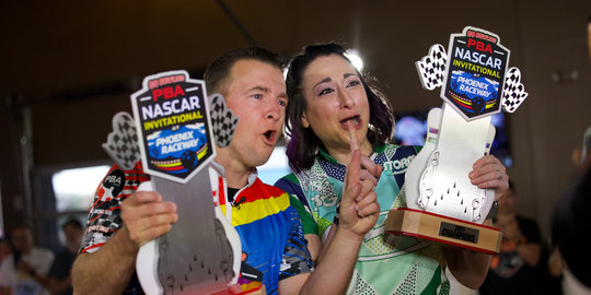 PWBA Tour champion Lindsay Boomershine and NASCAR driver AJ Allmendinger win the Go Bowling PBA NASCAR Invitational at Phoenix Raceway